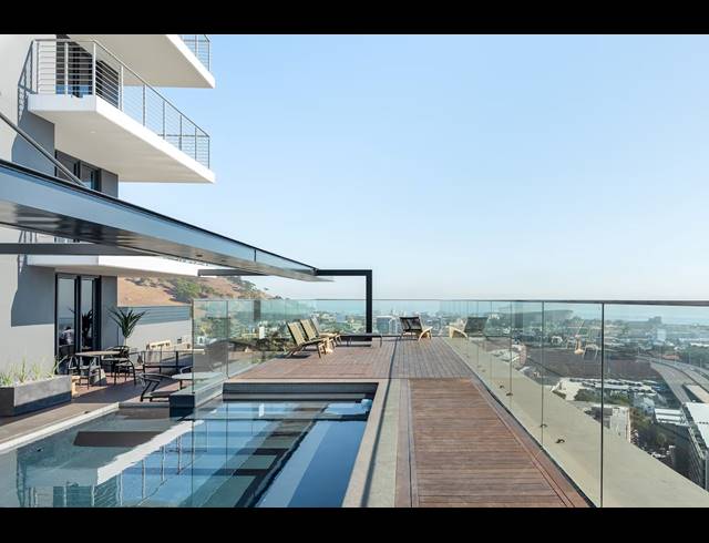 0.5 BEDROOM APARTMENT FOR SALE IN CAPE TOWN CITY CENTRE